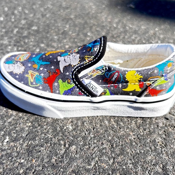 Vans Dinosaur Edition  Kids Size 11 - Picture 1 of 6